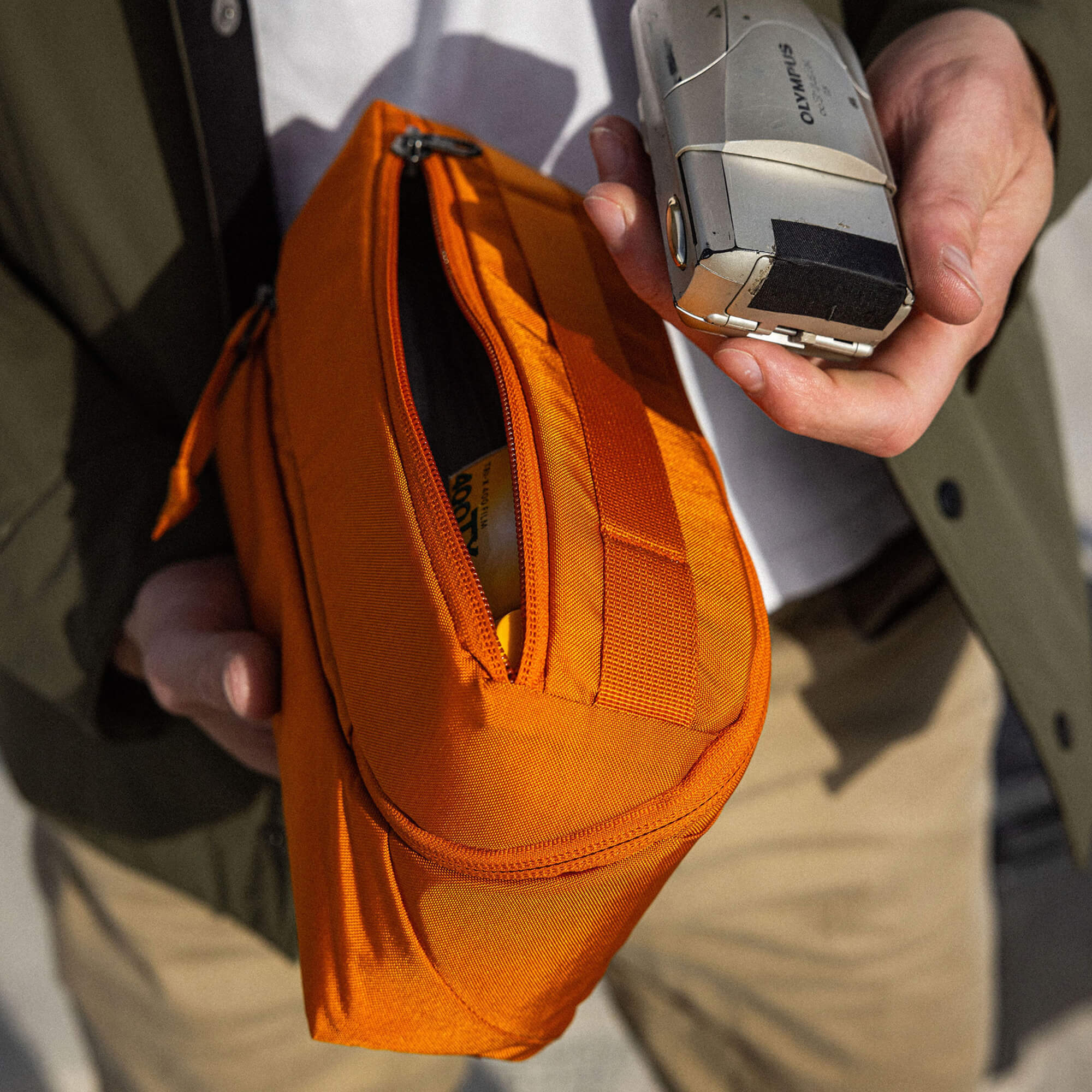 EDAY-13006a-BRO-EGS, EVERGOODS CIVIC Access Pouch 2L, Burnt Orange, швидкий доступ до приладу для гігієни