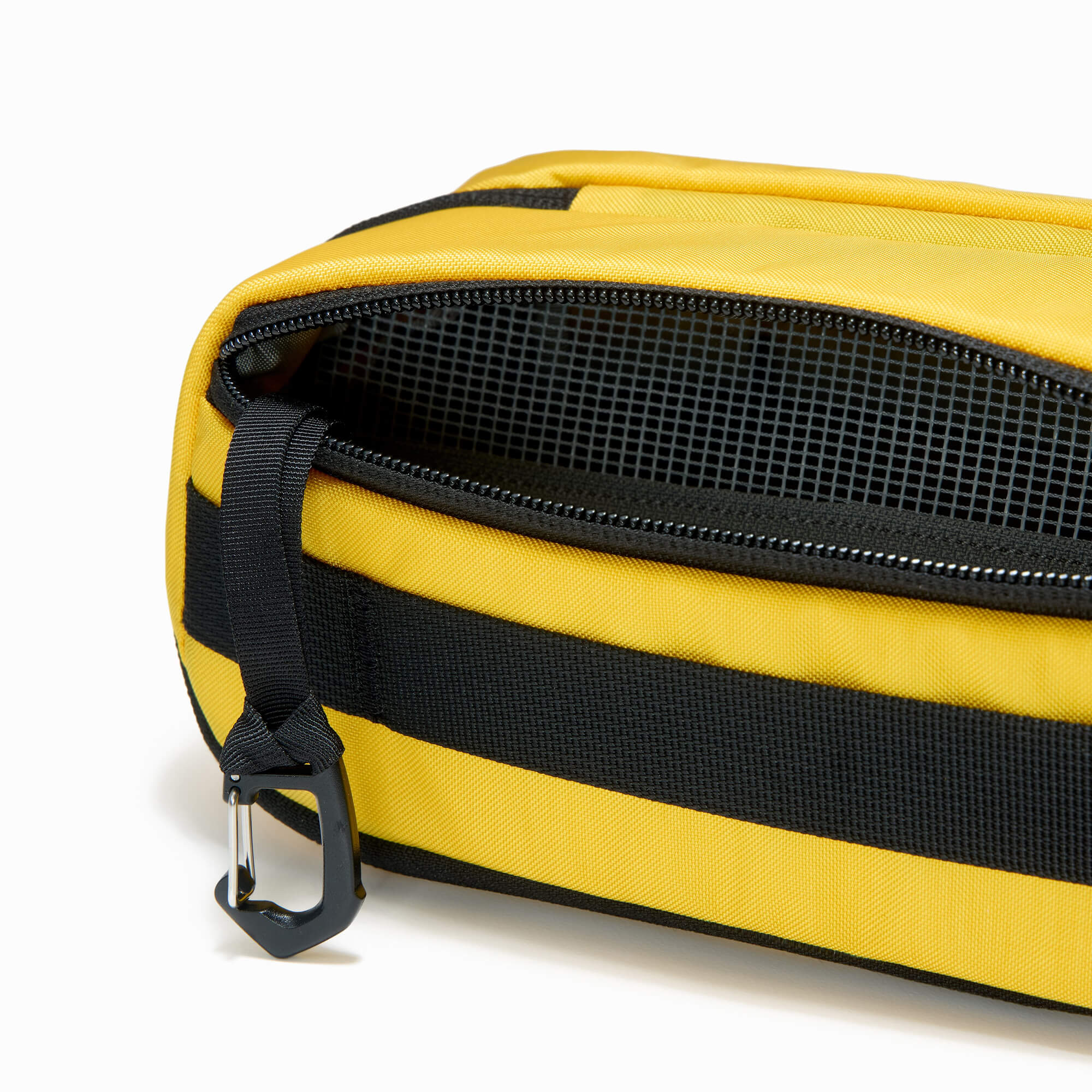 EDAY-13006a-EXY-EGS, EVERGOODS CIVIC Access Pouch 2L, Expedition Yellow, деталь верхньої блискавки та сітчастої панелі