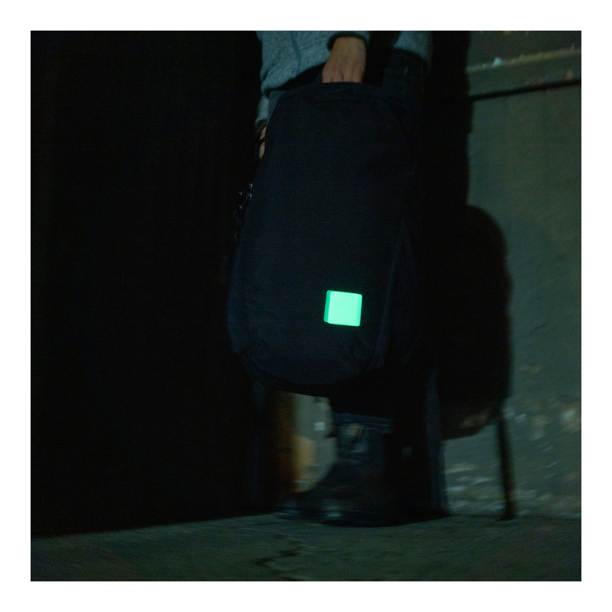 EVERGOODS GLOW Patch, патч світиться на рюкзаку за спиною в темряві