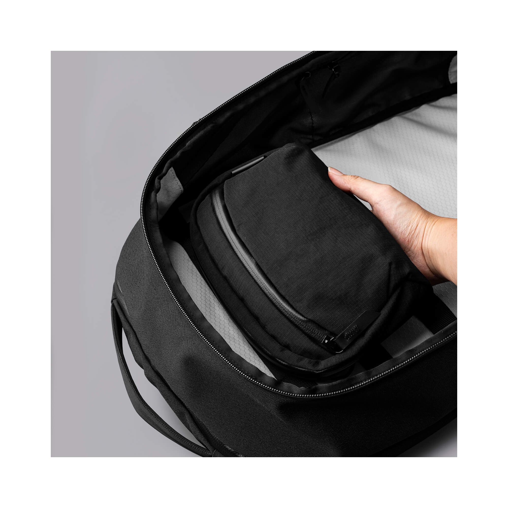 Сумка-слінг Alpaka Flight Sling 1L