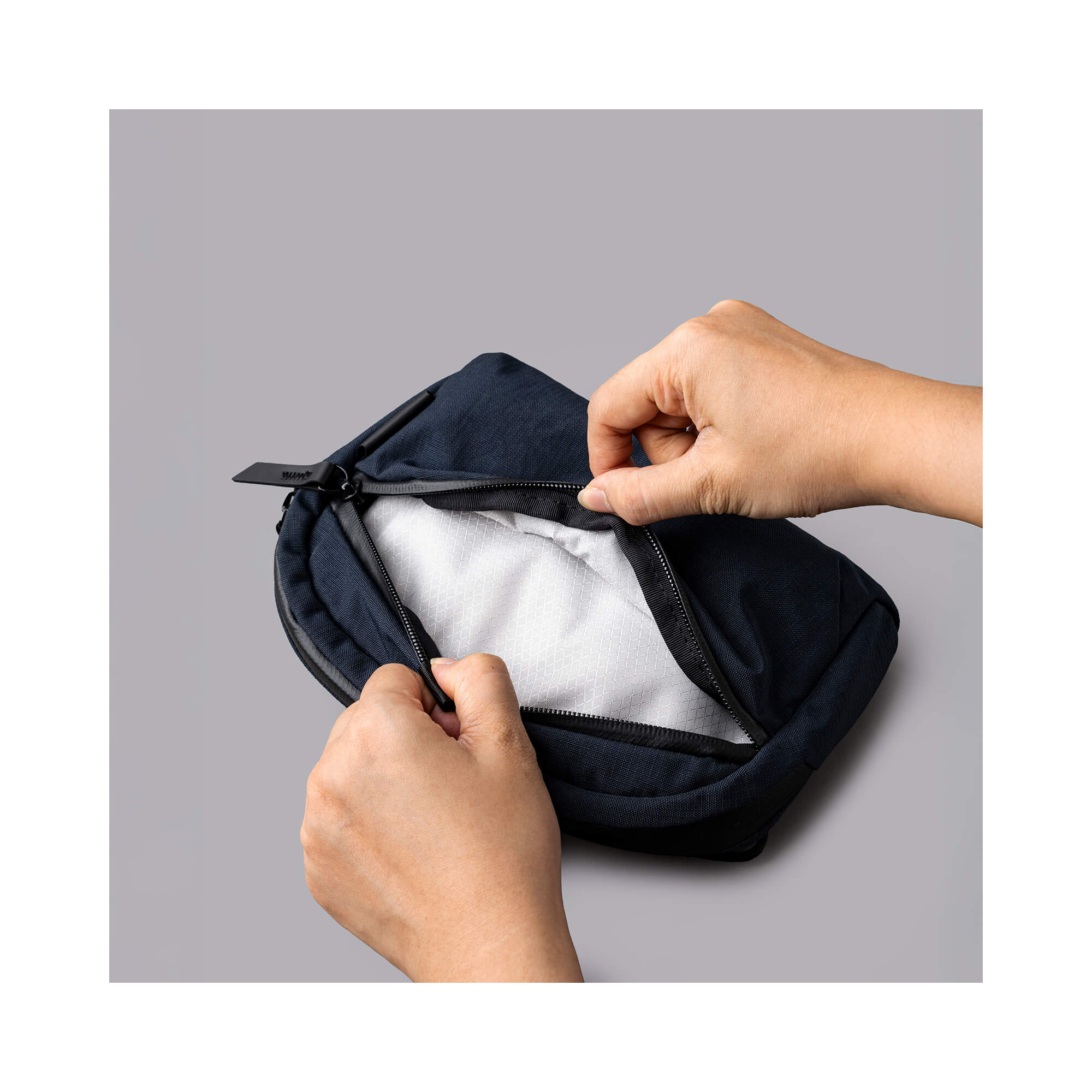 Сумка-слінг Alpaka Flight Sling 1L