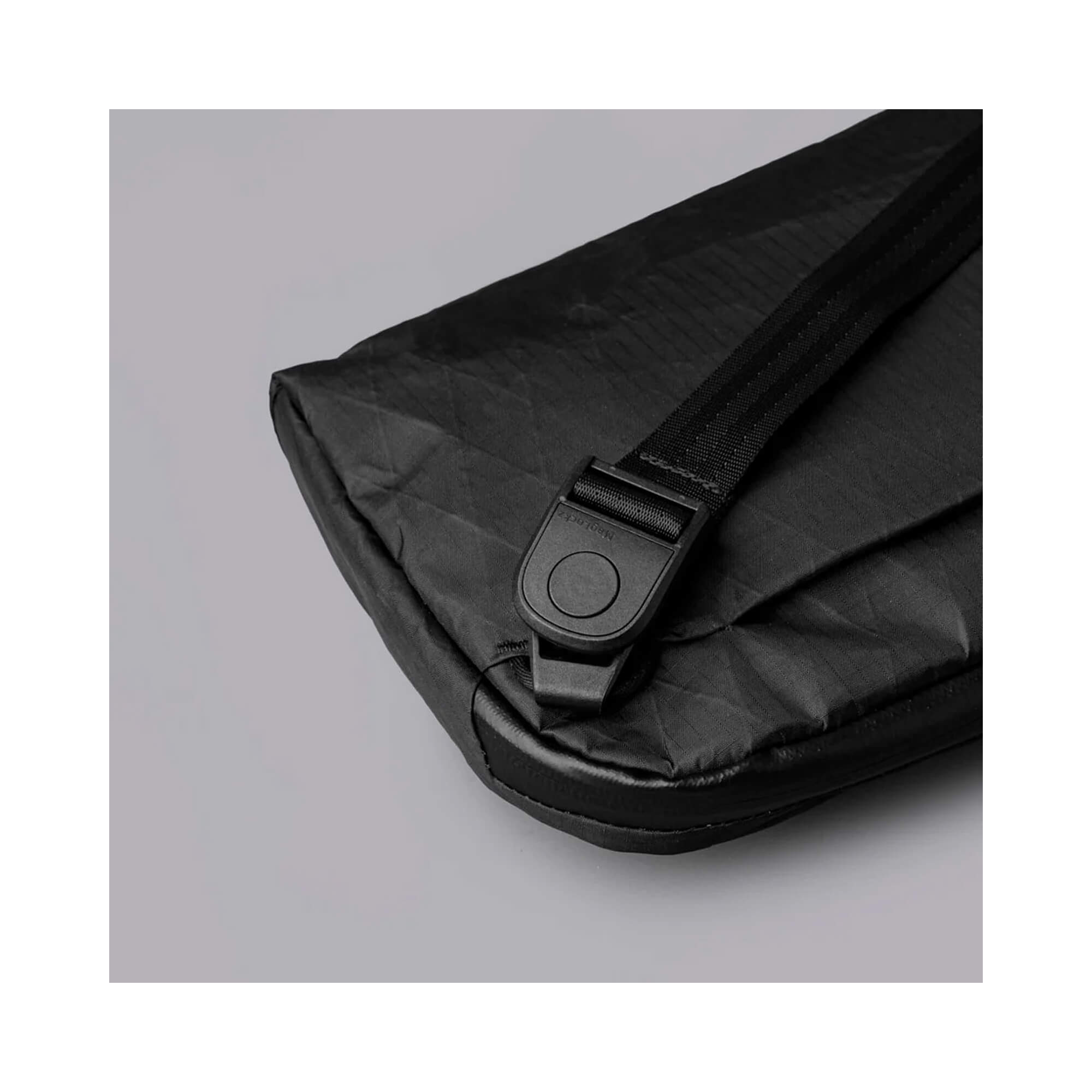 Сумка-слінг Alpaka Flight Sling 1L
