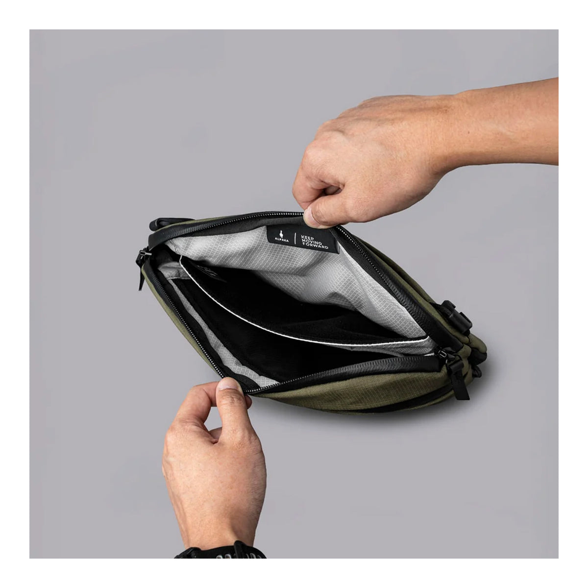 Сумка Alpaka Flight Sling Pro