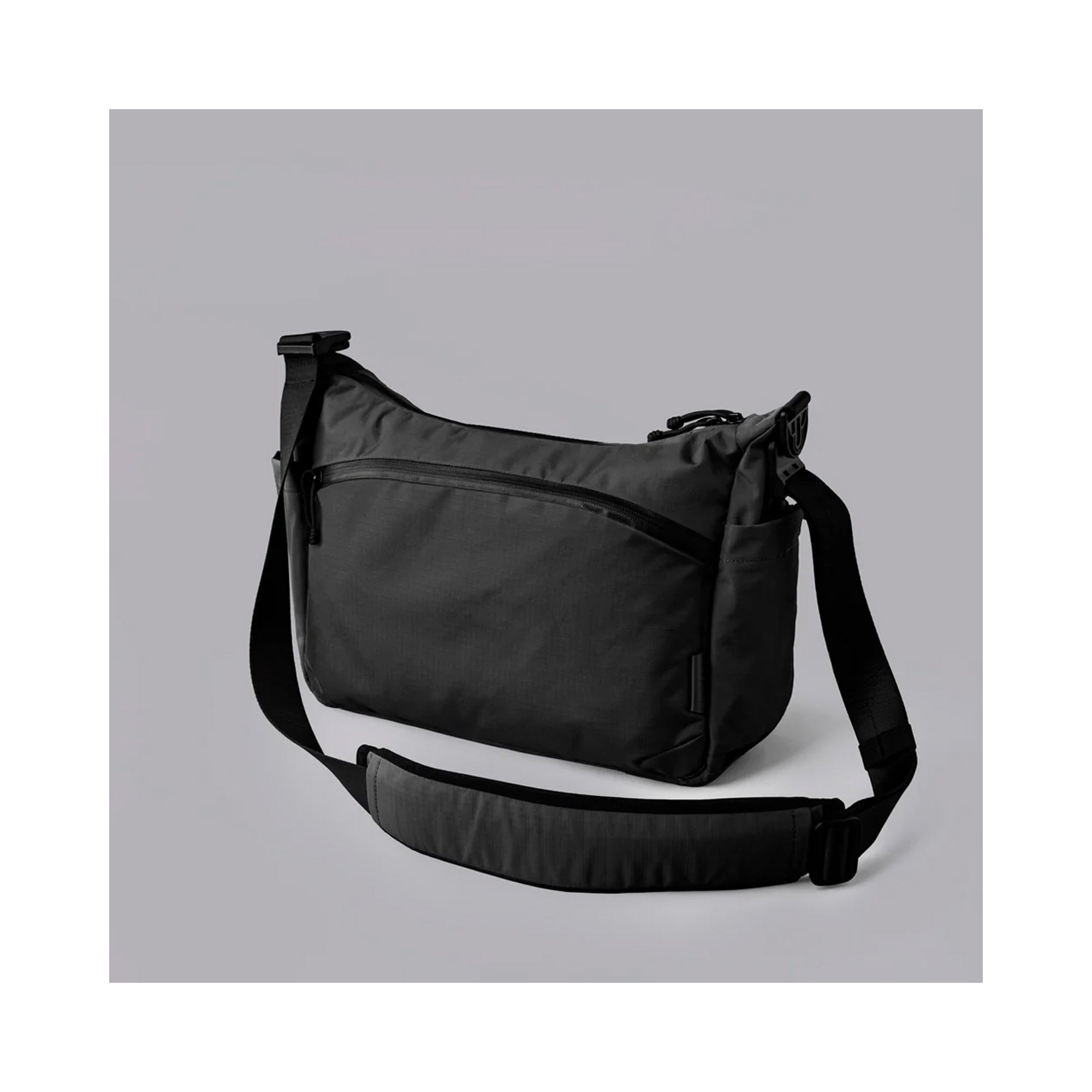 Сумка Alpaka Flight Satchel