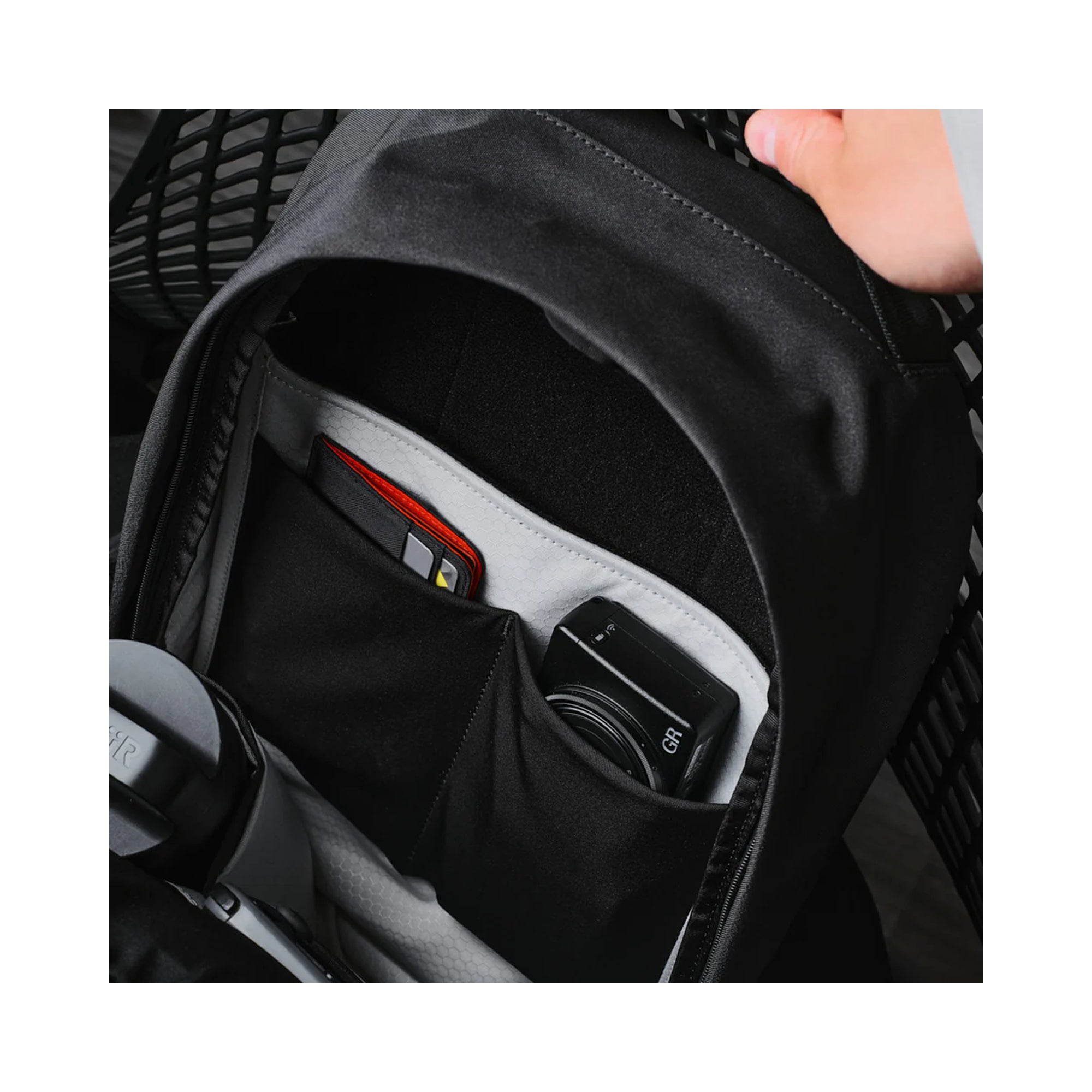 Рюкзак Alpaka Metro Backpack