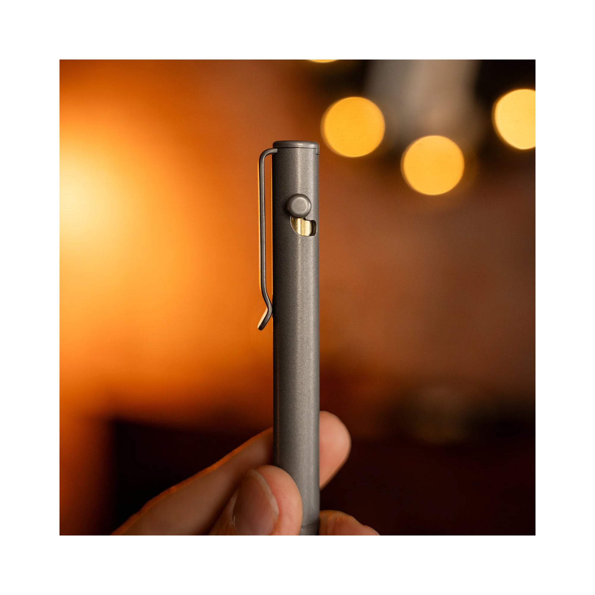 Ручка титанова Big Idea Design Base Line Bolt Action Pen