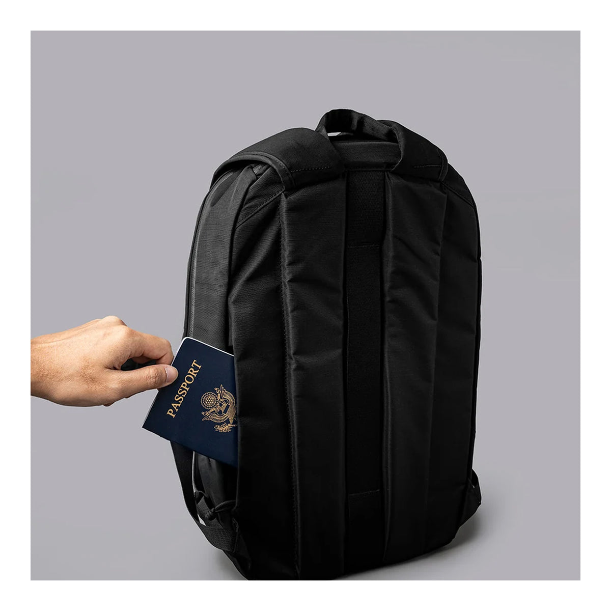 EDAY-EBP-AF-BLC-ALPK, Alpaka Essential Backpack 16L, Axoflux 210D | Black, документ дістають із прихованої кишені на спинці