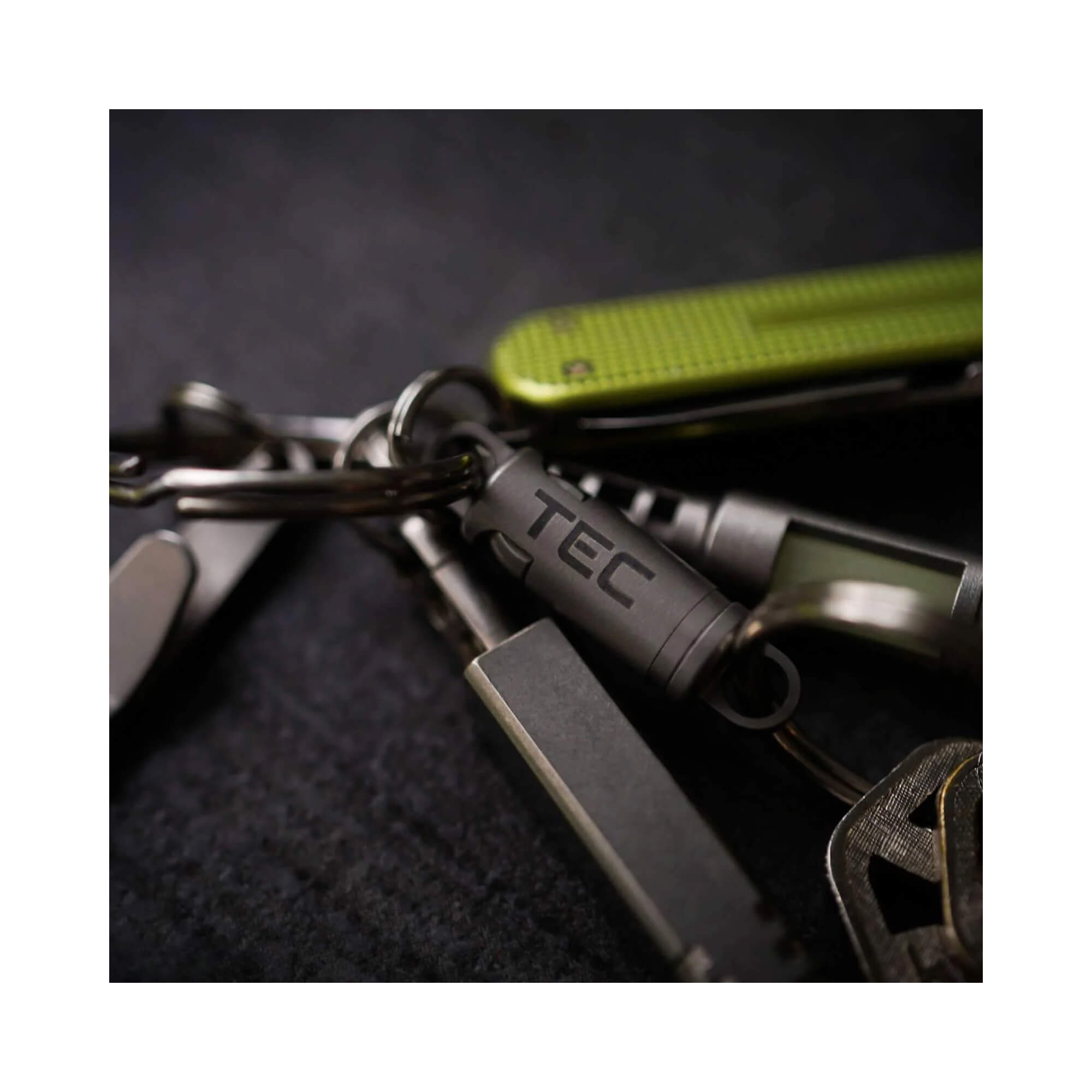 Швидкознімний карабін TEC Accessories Python-QR