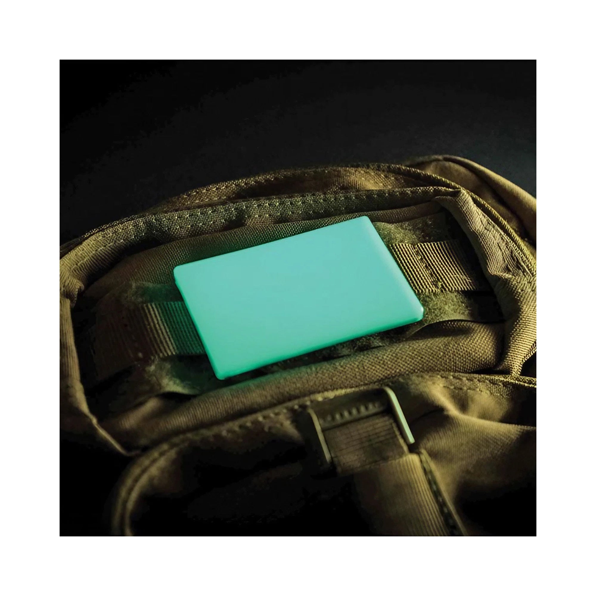 Світловий патч TEC Accessories Embrite™ BEACON