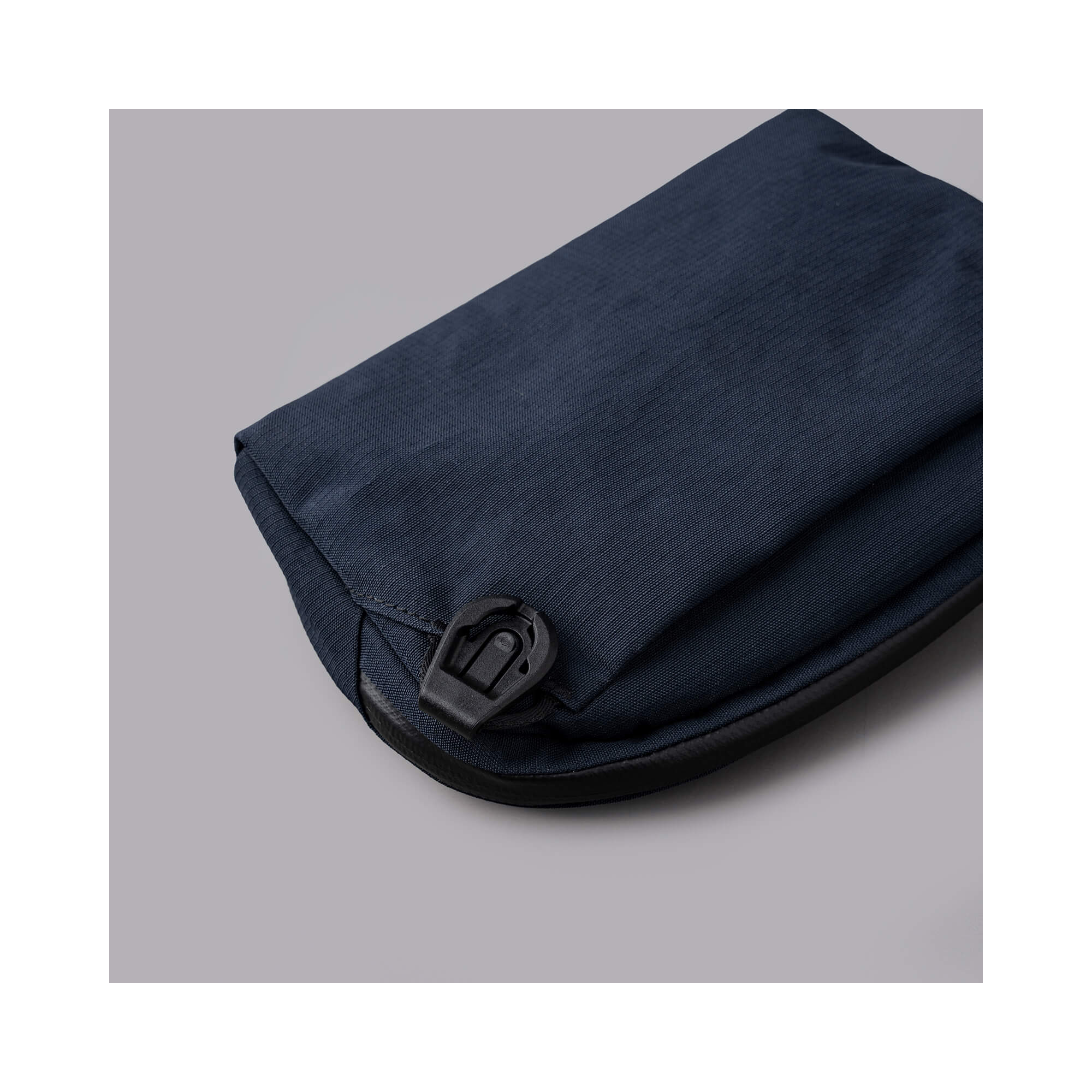 Сумка-слінг Alpaka Flight Sling 1L