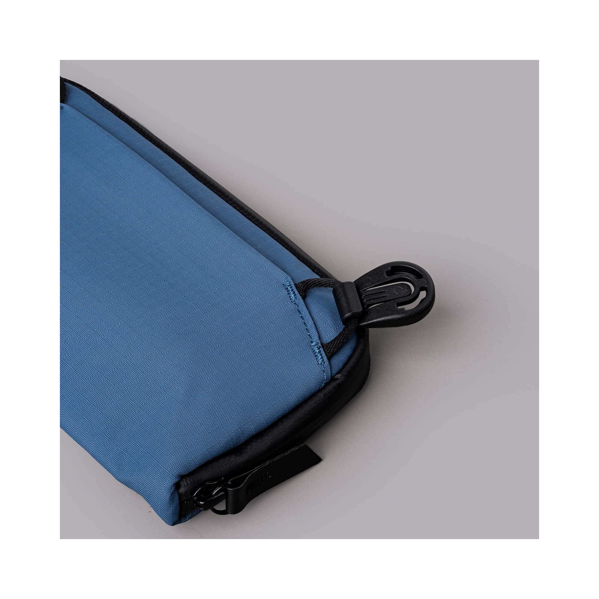 Поуч Alpaka Flight Pouch
