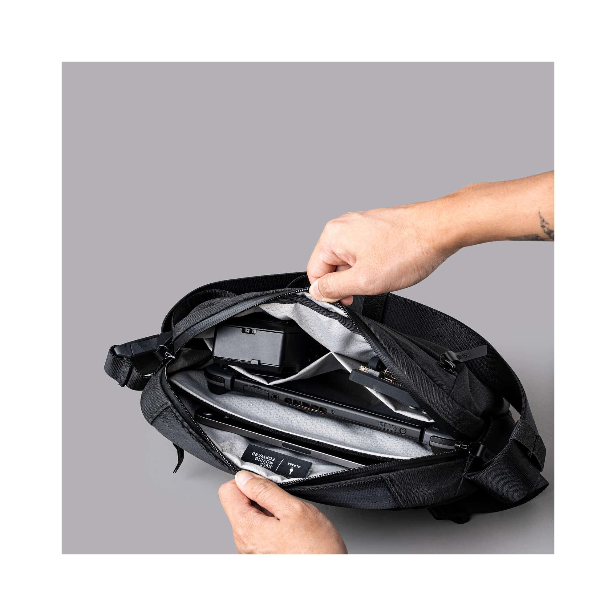 Alpaka Go Sling Mini V2 — міська сумка-слінг для EDC | EDC.DAY
