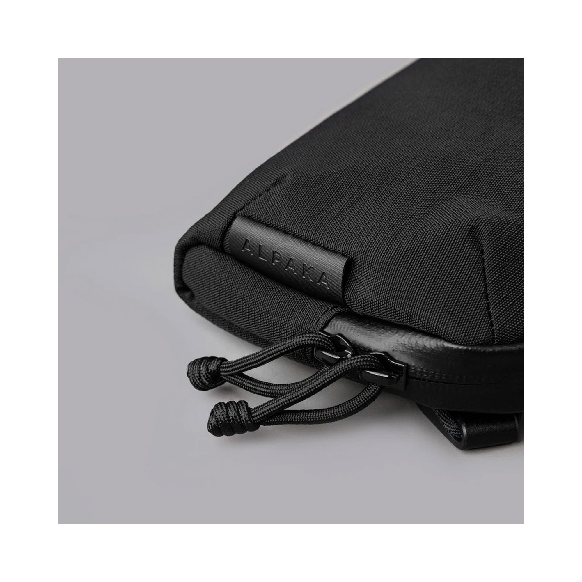 Поуч Alpaka Flight Pouch Pro