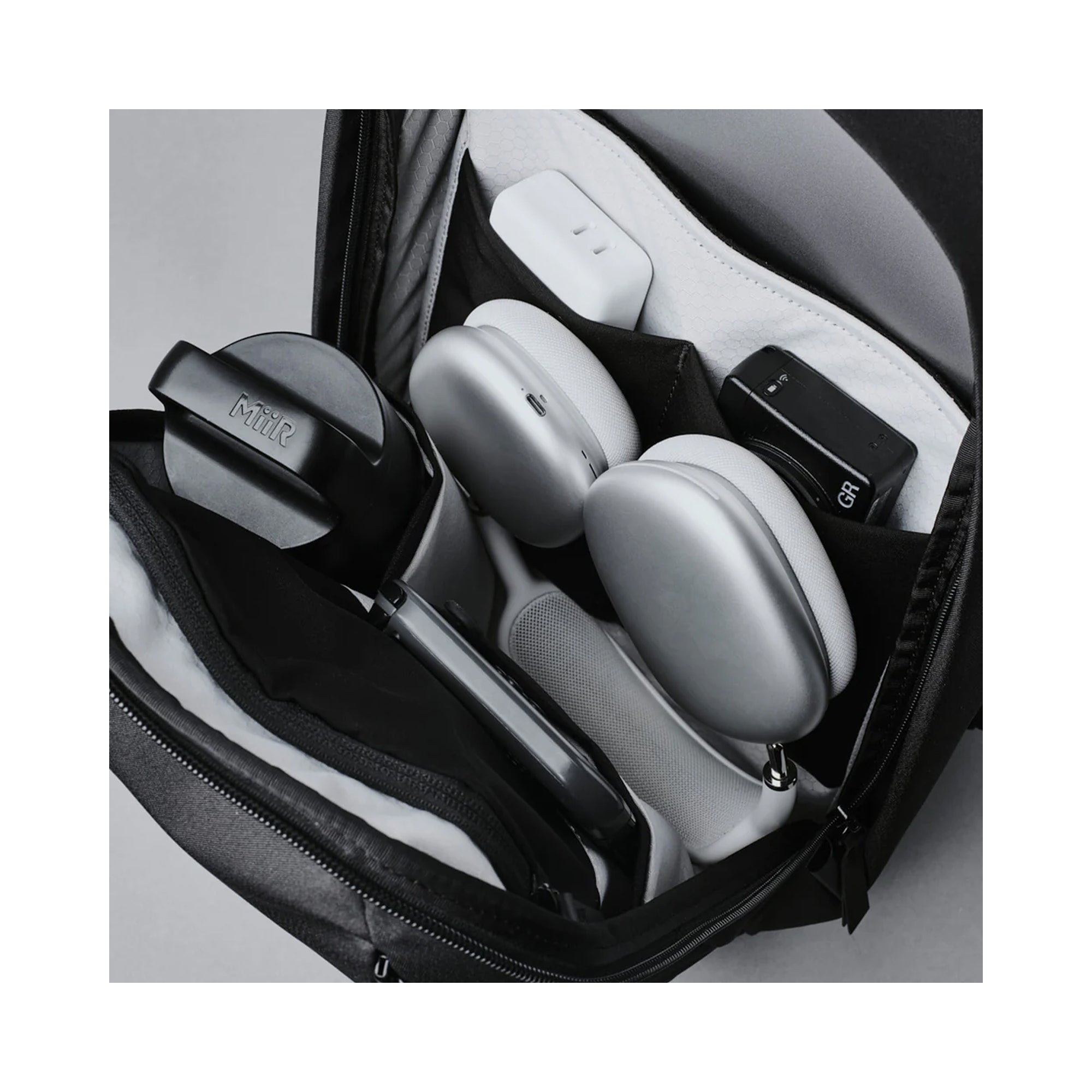 Рюкзак Alpaka Metro Backpack