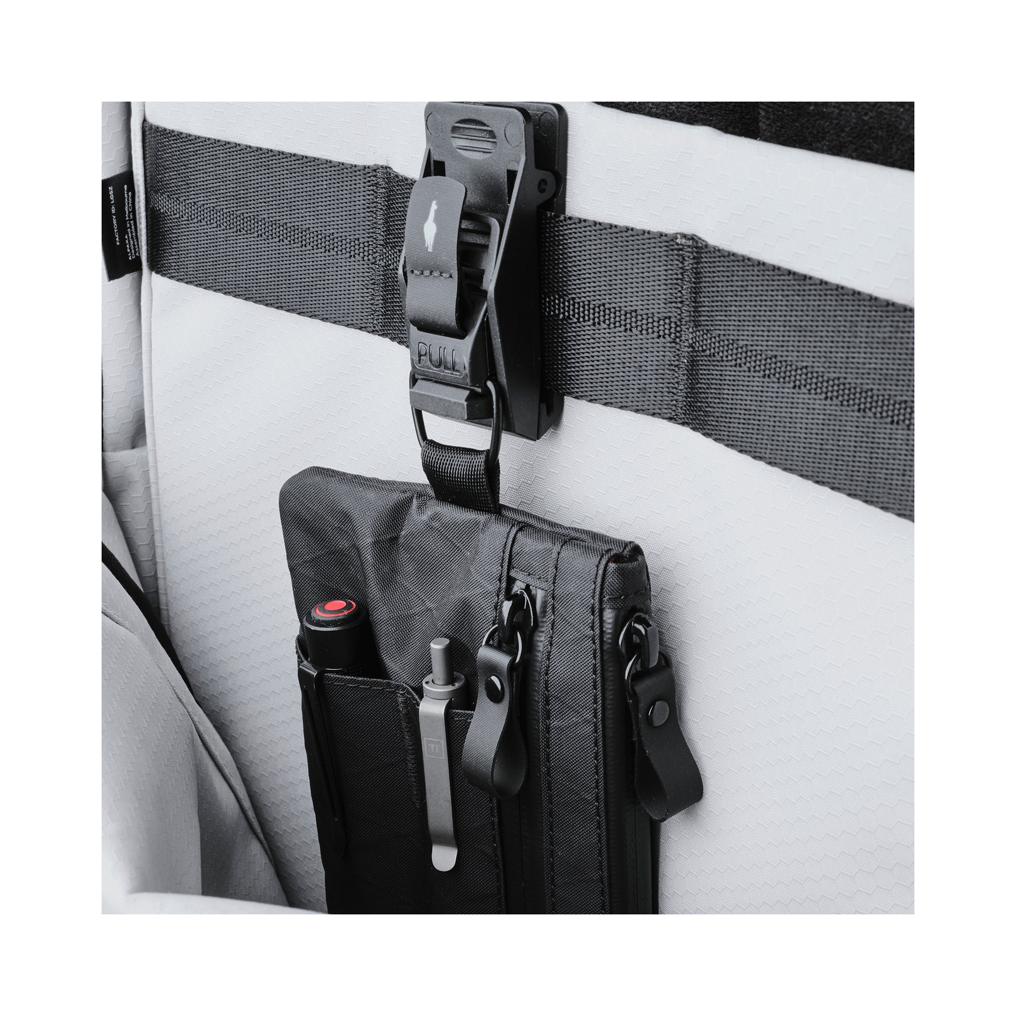 Клатч Alpaka Zip Clutch