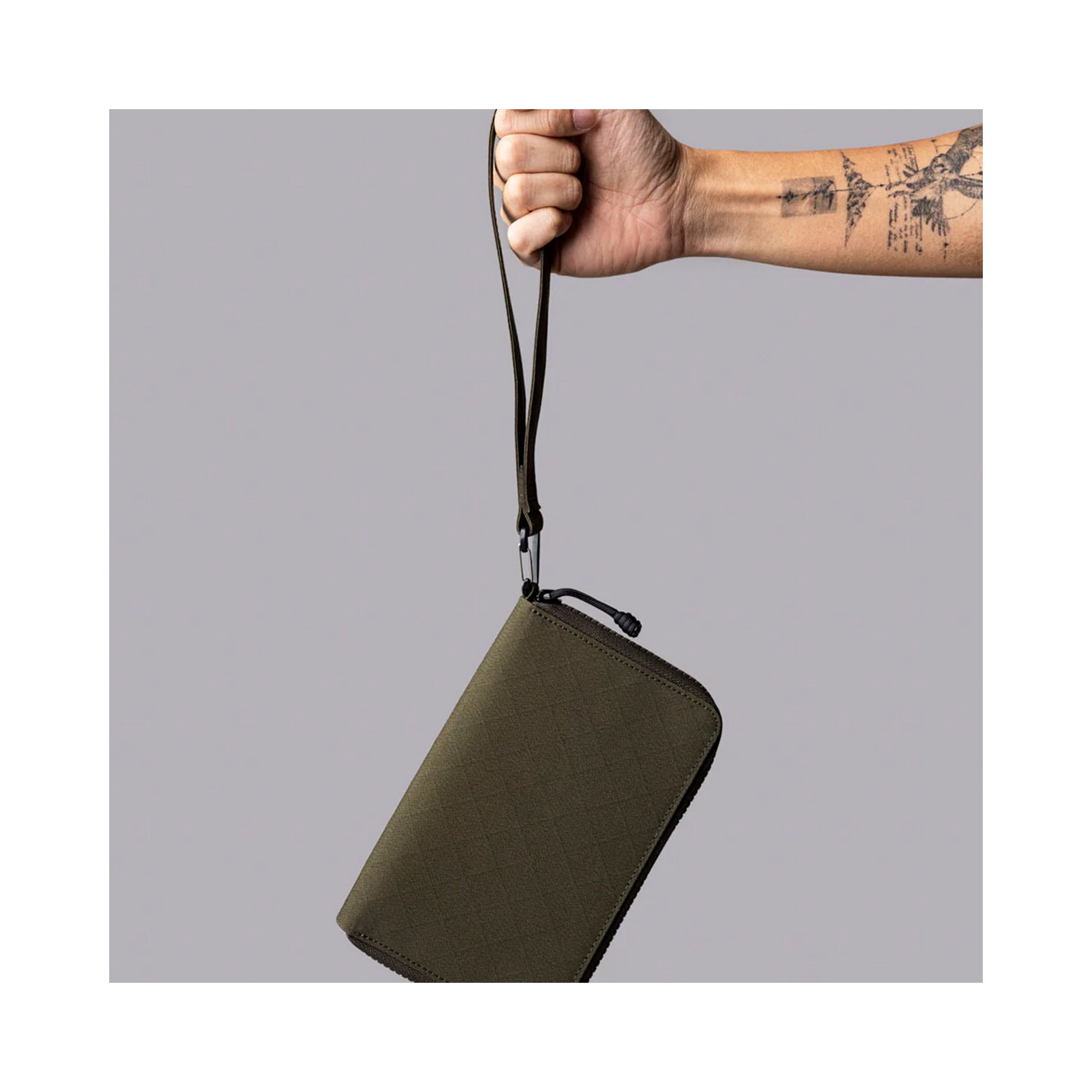 Гаманець Alpaka Zip Passport Wallet