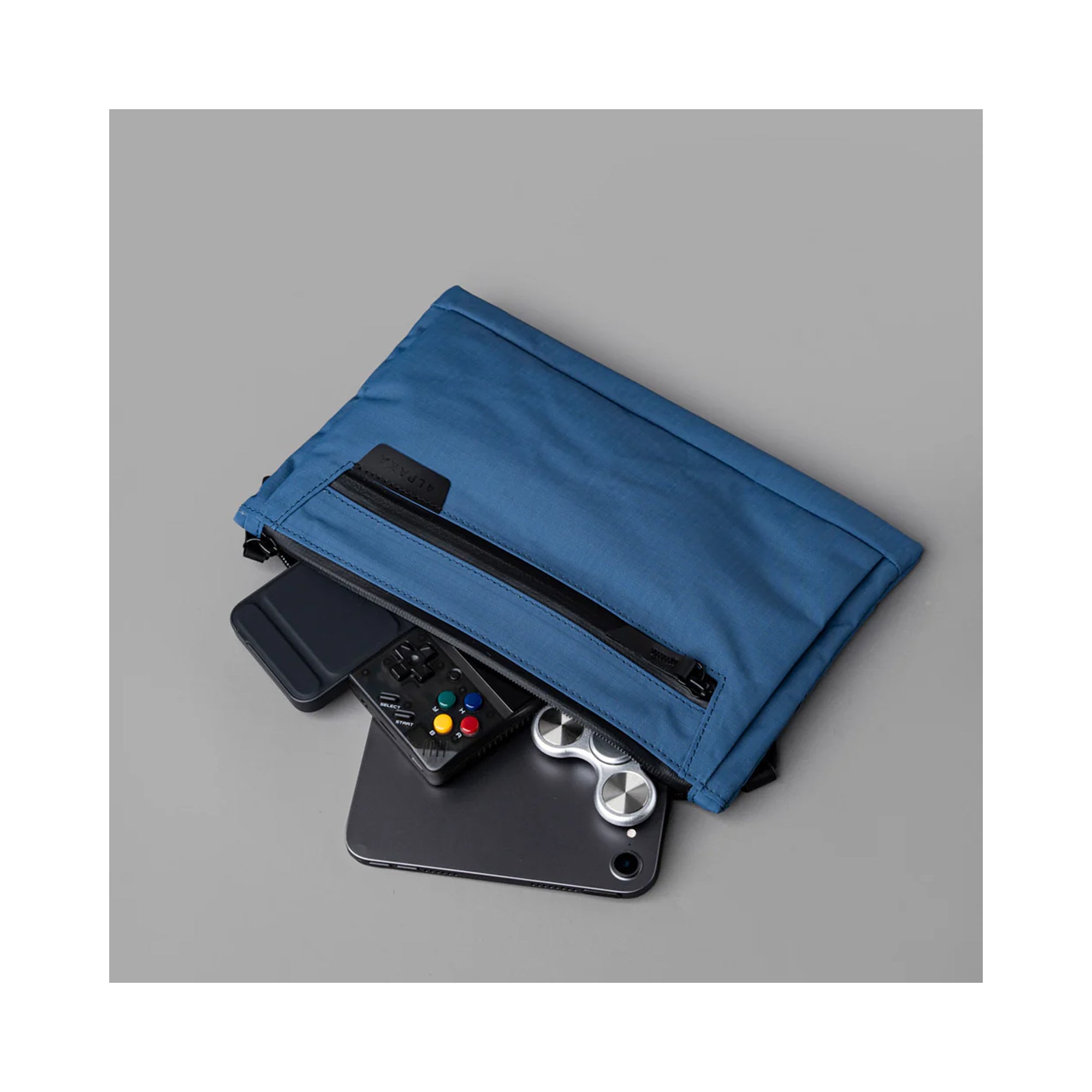 Органайзер Alpaka Zip Pouch Max V2