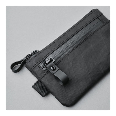 EDAY-ZP-BLC-ALPK, Alpaka Zip Pouch, X-Pac VX21 | Black, застібка-блискавка зблизька, шкіряний пулер