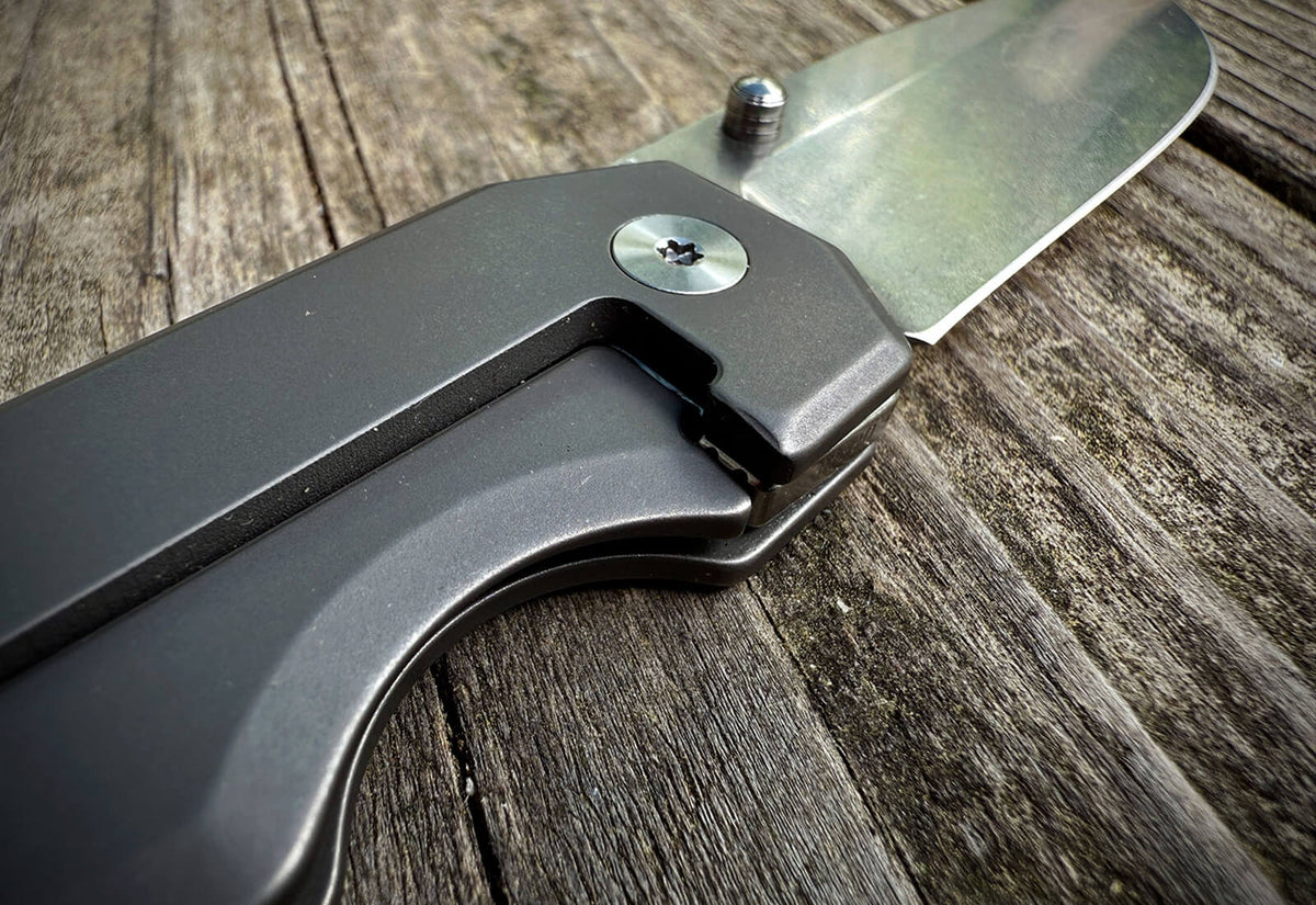 Складаний ніж Big Idea Design Ti Pocket Knife II