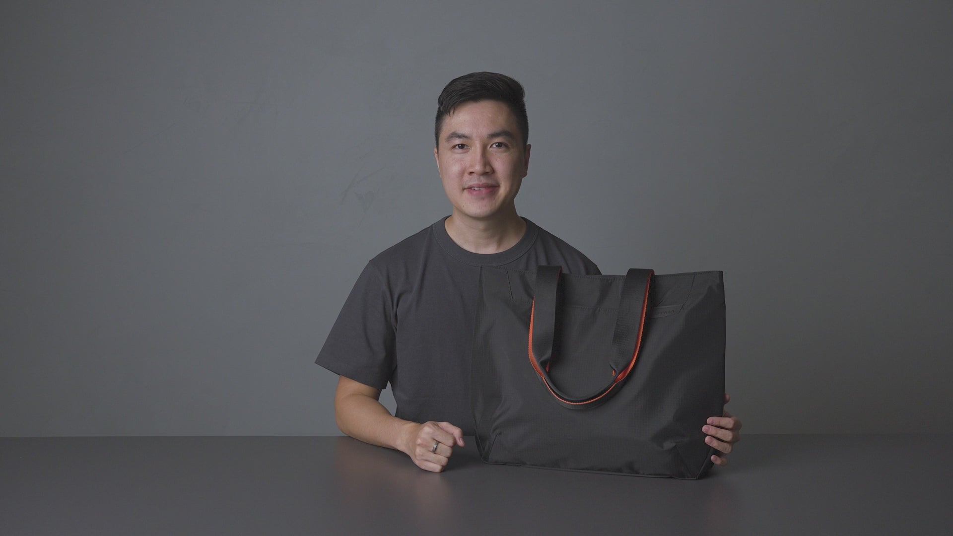 Завантажити відео: 